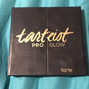 Tarteist pro glow highlighter palette with mirrors
